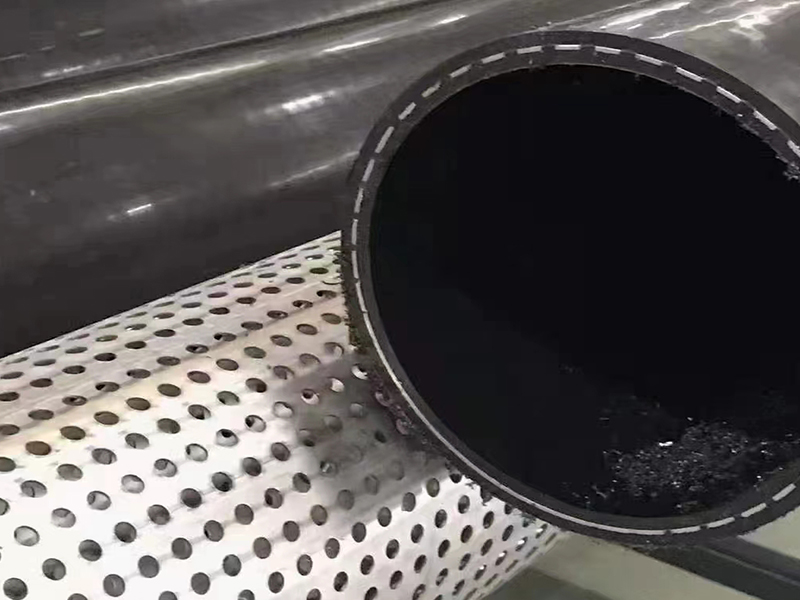 孔网钢带聚乙烯复合管